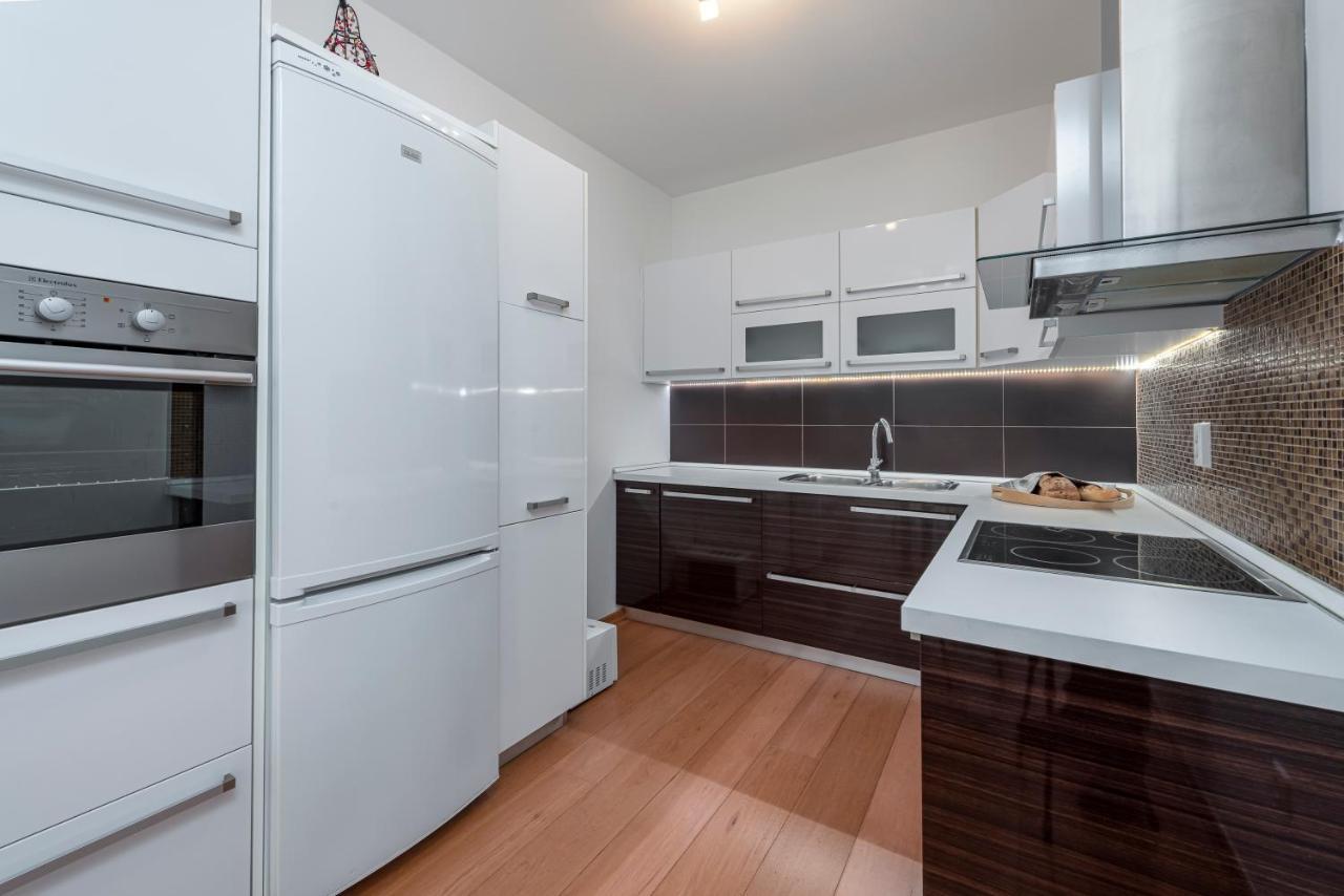 Apartment Adrian ドゥブロブニク エクステリア 写真