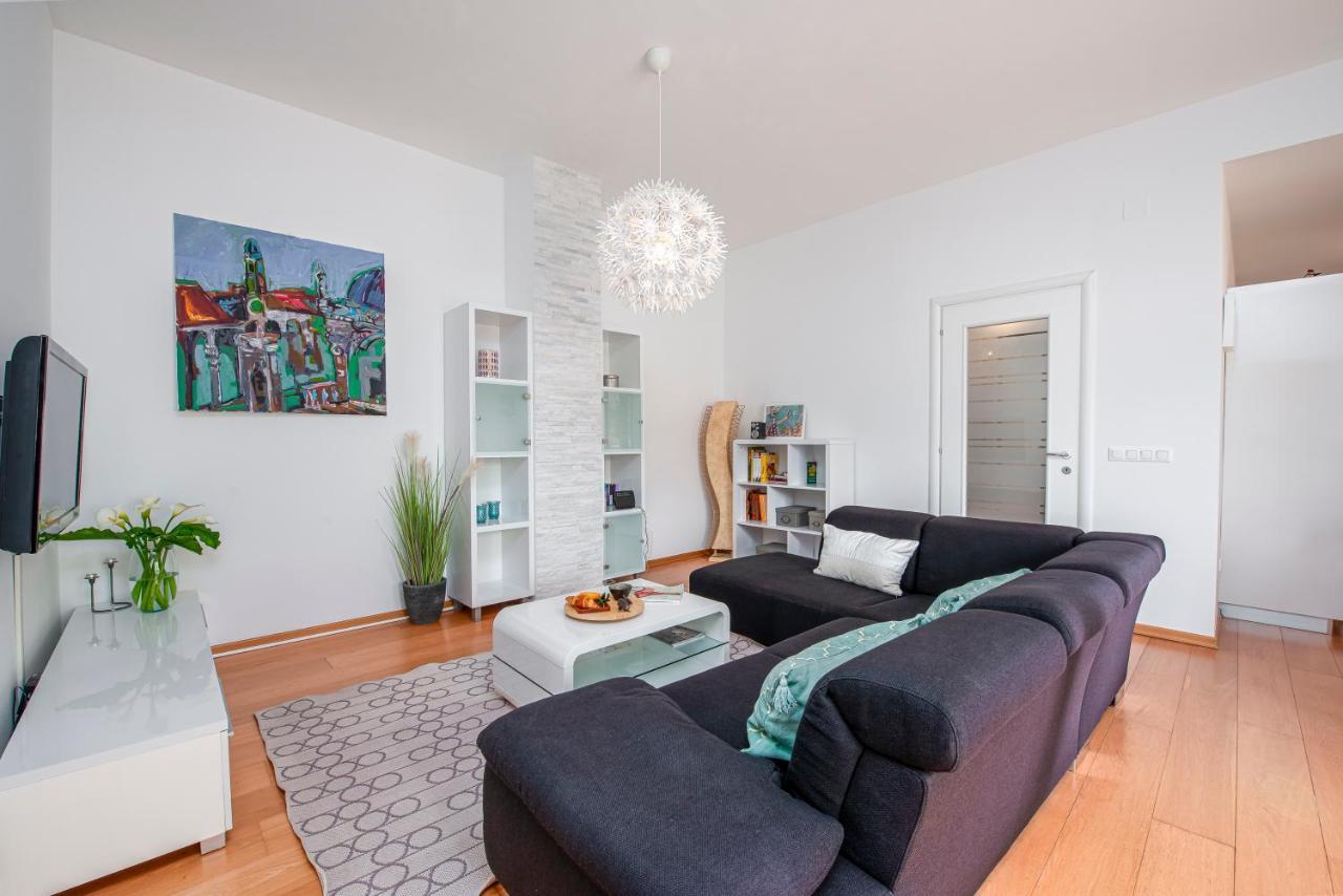 Apartment Adrian ドゥブロブニク エクステリア 写真