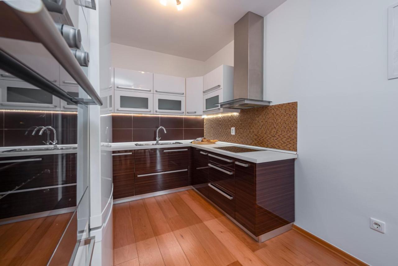 Apartment Adrian ドゥブロブニク エクステリア 写真
